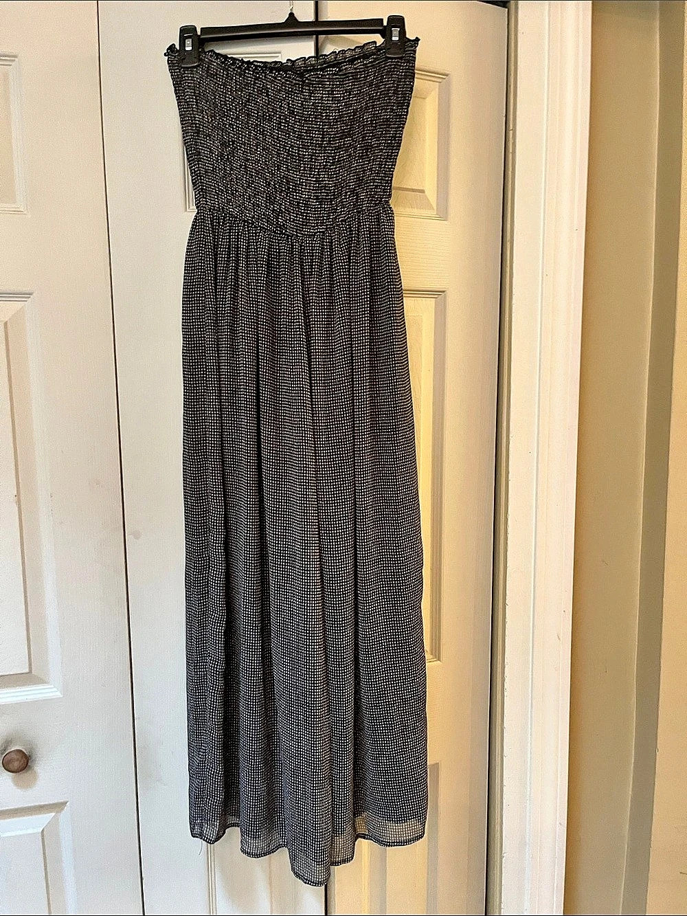 LuLu'Small Jumpsuit in Black & White Size Small Like New